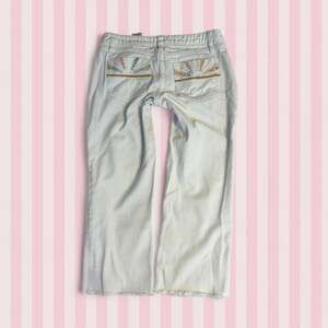 No Boundaries Y2K White Floral Patchwork Pocket Jeans